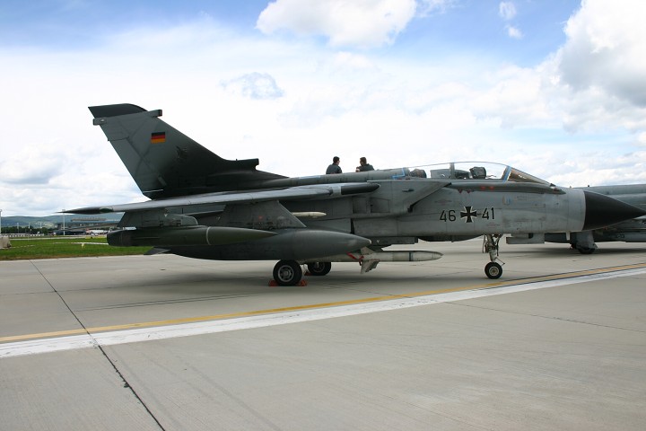 img00233.jpg