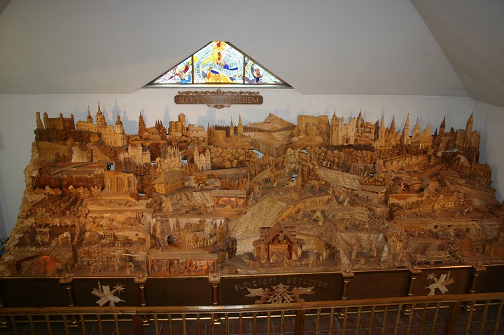 img00179.jpg