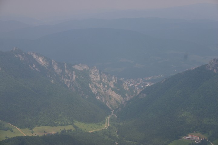 img00205.jpg