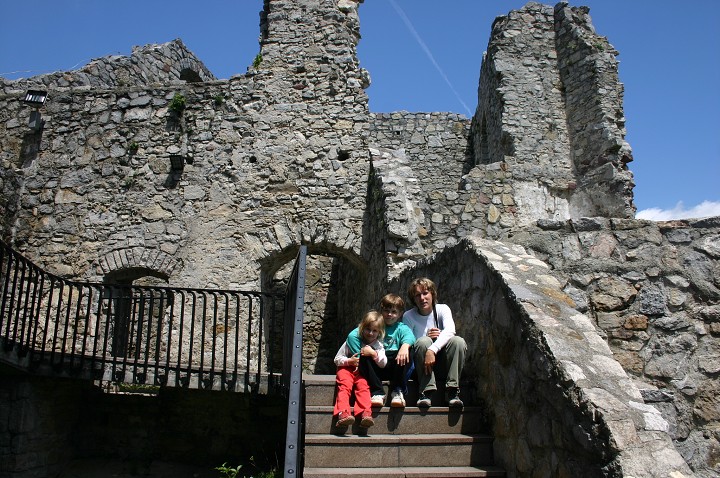 img00257.jpg